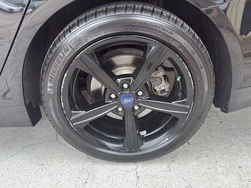 Used 2016 Ford Fusion SE FWD image 45