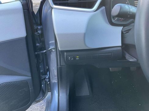 Used 2024 Toyota Corolla SE image 31