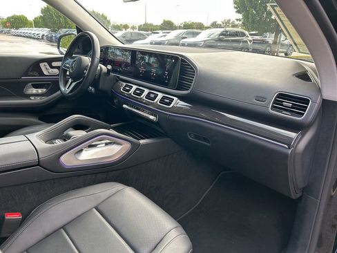 Used 2023 Mercedes-Benz GLS 450 4MATIC image 42