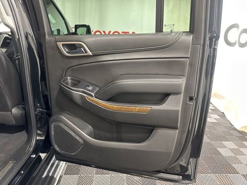 Used 2020 GMC Yukon XL Denali image 12