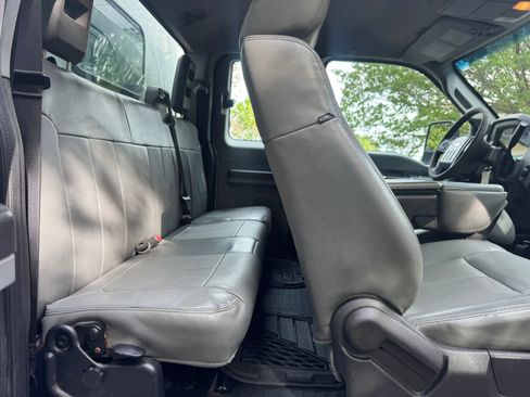 Used 2012 Ford F250 XL w/ PWR Equipment Group AWD/4WD image 14