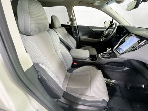 Used 2022 Subaru Outback Premium AWD/4WD image 28