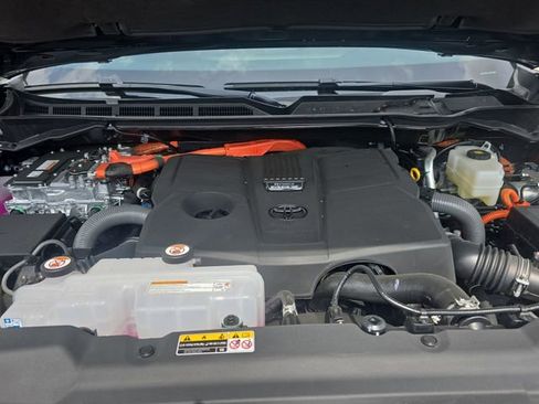 New 2026 Toyota Tundra Limited AWD/4WD image 30