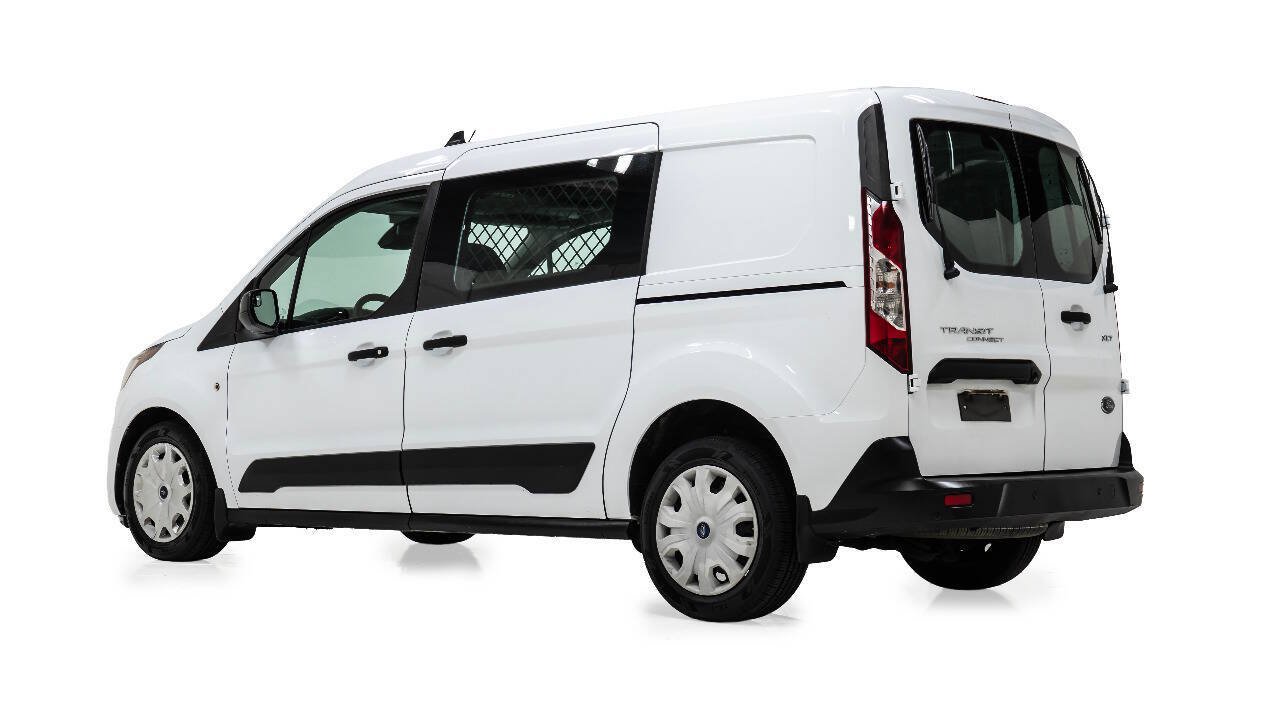 Used 2019 Ford Transit Connect XLT FWD image 4