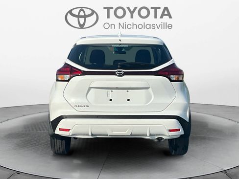 Used 2025 Nissan Kicks Play S FWD image 4