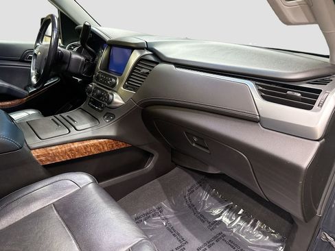 Used 2019 Chevrolet Tahoe Premier image 36
