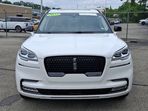 Used 2023 Lincoln Aviator Reserve w/ Equipment Group 201A AWD/4WD image 2