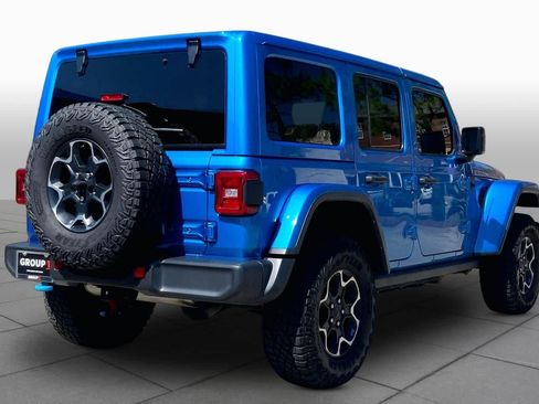 Used 2022 Jeep Wrangler Unlimited Rubicon 4xe AWD/4WD image 13