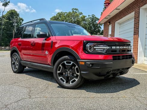 Used 2021 Ford Bronco Sport Outer Banks AWD/4WD image 23