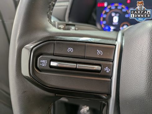 Used 2024 Chevrolet Colorado LT w/ LT Convenience Package III AWD/4WD image 18