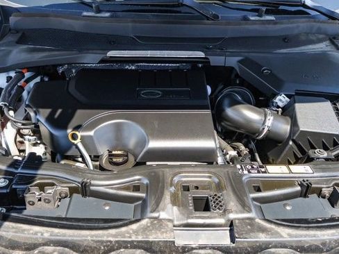 Certified 2024 Land Rover Discovery Sport S image 25