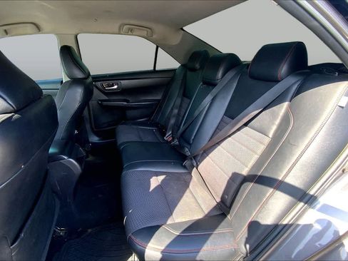 Used 2016 Toyota Camry SE FWD image 20