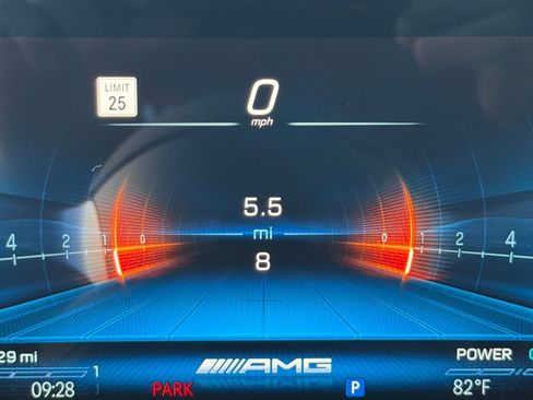 New 2026 Mercedes-Benz GLA 35 AMG 4MATIC image 23