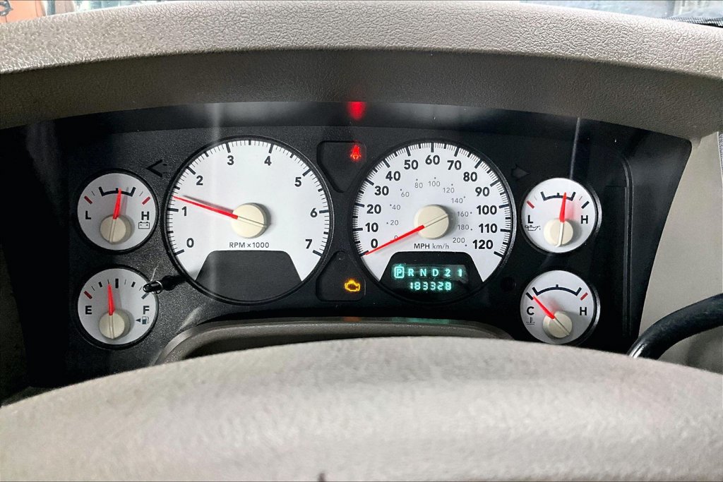 Used 2008 Dodge Ram 1500 Truck ST AWD/4WD image 12