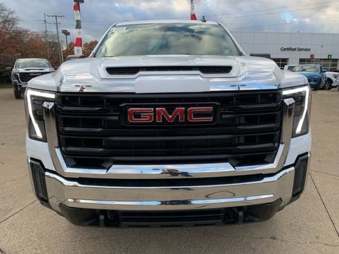 New 2026 GMC Sierra 2500 Pro image 9
