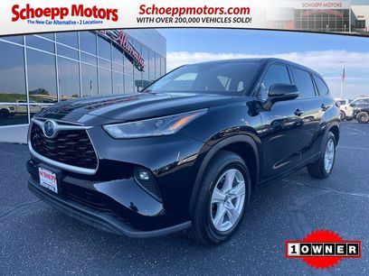 Used 2021 Toyota Highlander LE