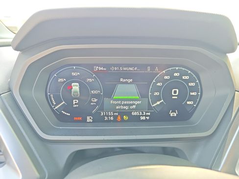Used 2023 Audi Q4 e-tron Premium Plus w/ Premium Plus RWD image 16