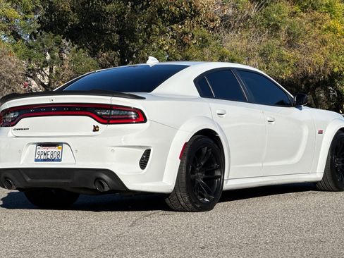Used 2023 Dodge Charger Scat Pack image 4