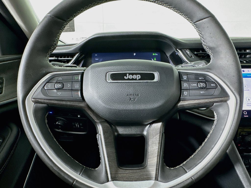 Used 2023 Jeep Grand Cherokee 4WD 4xe w/ Luxury Tech Group II image 48