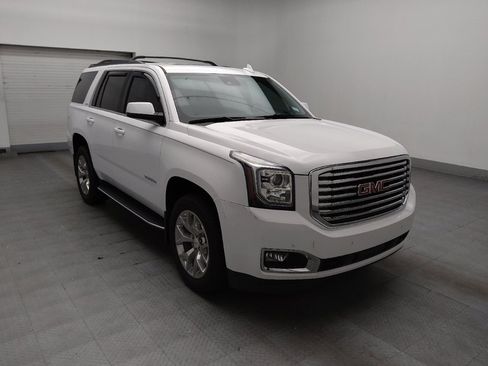 Used 2020 GMC Yukon SLT w/ HD Trailering Package AWD/4WD image 13