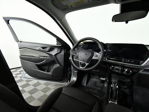 New 2026 Chevrolet Trax ACTIV image 19