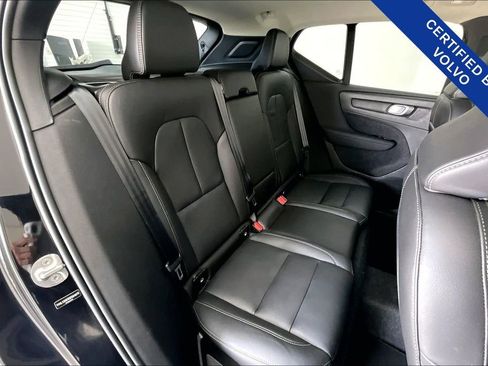 Certified 2025 Volvo XC40 B5 Plus image 35