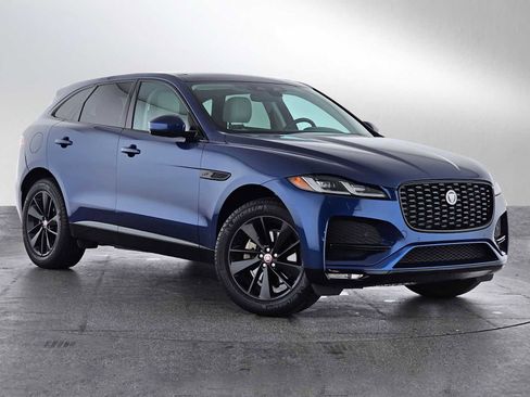 Used 2022 Jaguar F-PACE S image 3