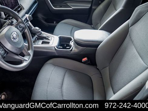 Used 2024 Toyota RAV4 LE image 11