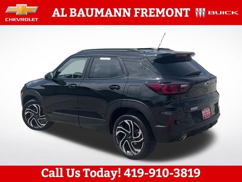 Used 2025 Chevrolet TrailBlazer RS w/ Convenience Package AWD/4WD image 4