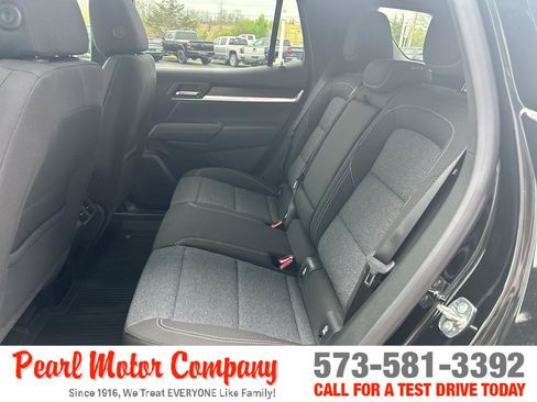 New 2026 GMC Terrain Elevation image 21