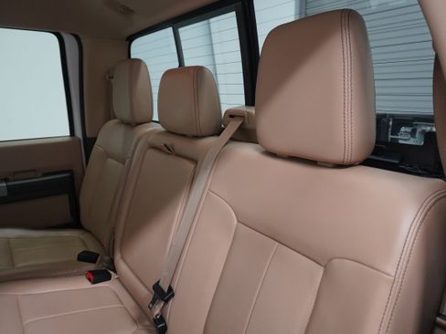 Used 2016 Ford F350 Lariat w/ Lariat Interior Package AWD/4WD image 12
