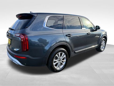 Certified 2022 Kia Telluride LX image 8