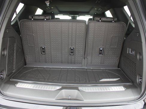 New 2026 Chevrolet Tahoe High Country image 21