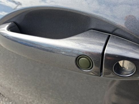 Used 2021 Honda Ridgeline RTL image 16