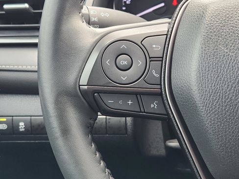 Used 2024 Toyota Camry SE image 28