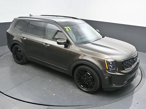 Used 2021 Kia Telluride SX w/ SX Prestige Package image 36