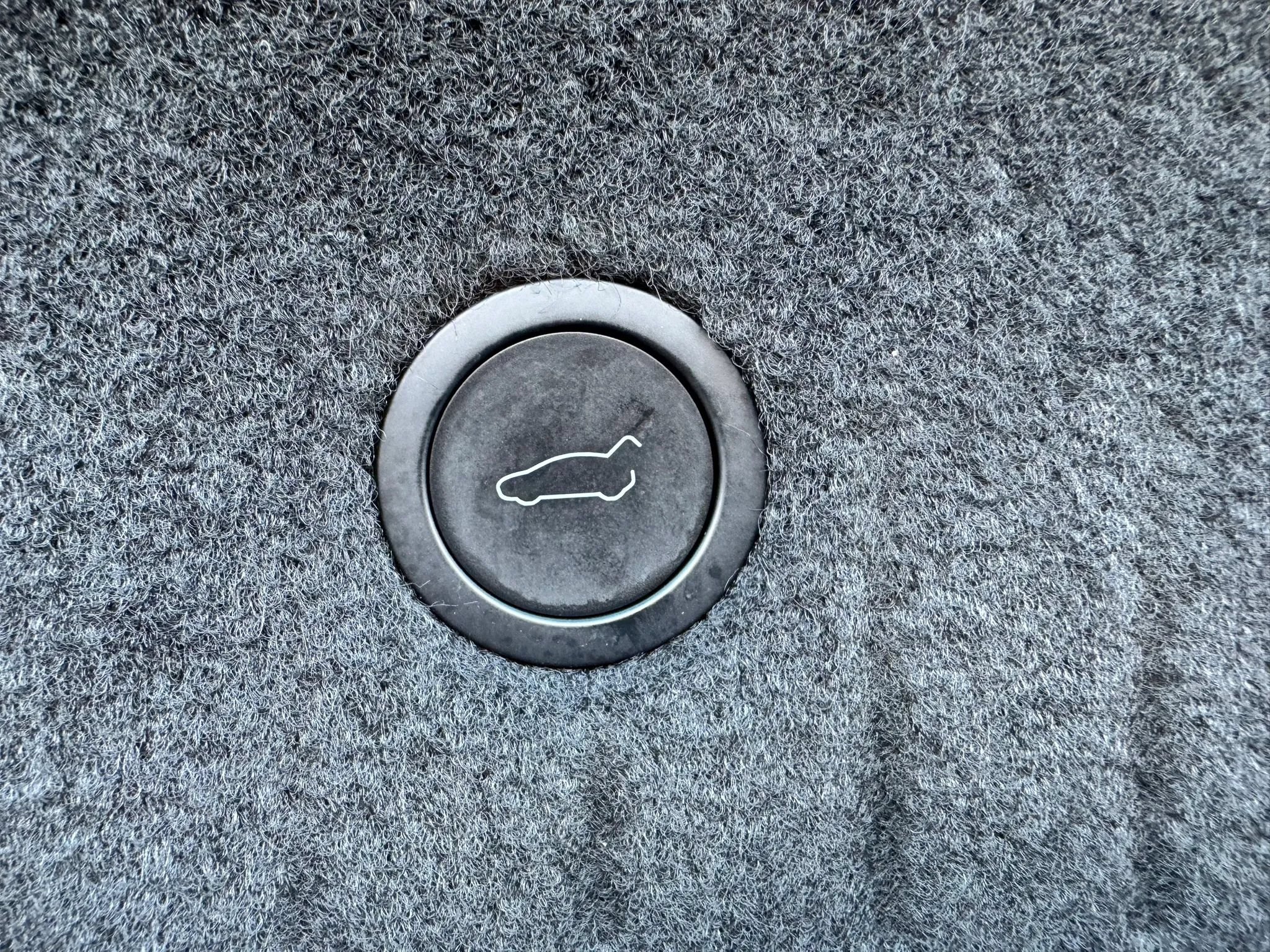 Used 2022 Tesla Model S Standard Range AWD/4WD image 42