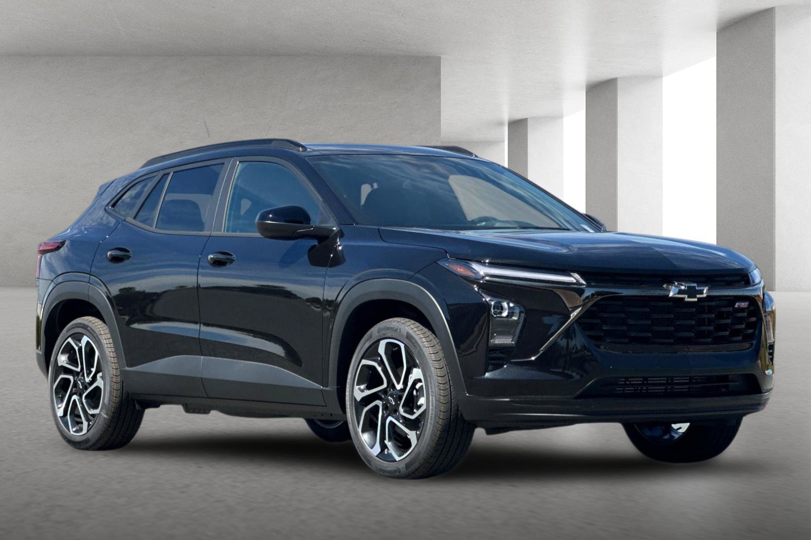 New 2026 Chevrolet Trax RS w/ Driver Confidence Package FWD image 2