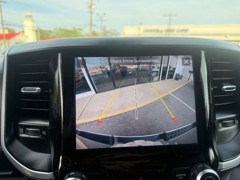 Used 2022 RAM 1500 Big Horn image 10