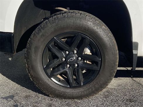 Used 2024 Chevrolet Silverado 1500 LT Trail Boss w/ Protection Package image 7