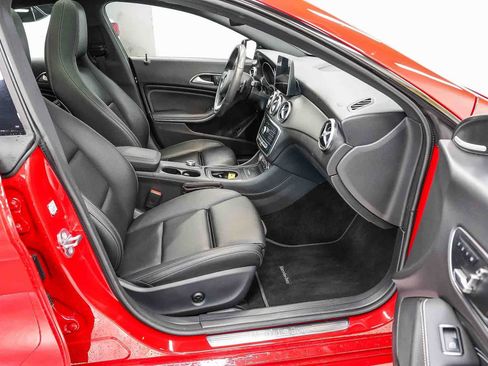 Used 2019 Mercedes-Benz CLA 250 image 17