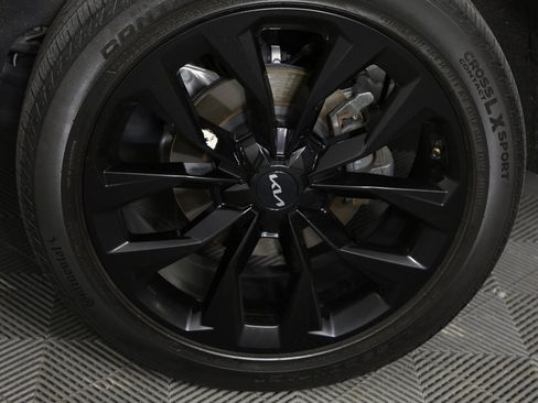 Used 2023 Kia Sorento SX image 8