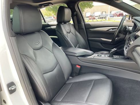 Used 2022 Cadillac CT5 Premium Luxury RWD image 28