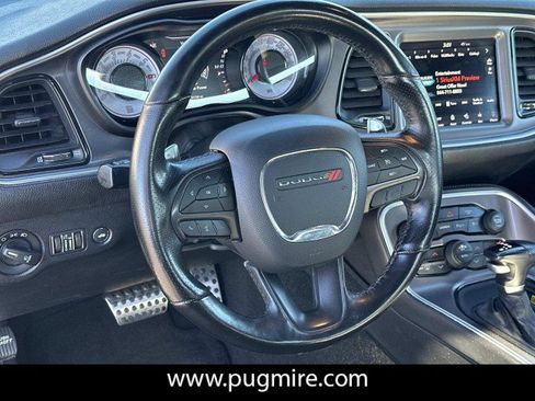 Used 2019 Dodge Challenger R/T Scat Pack w/ Shaker Package image 21