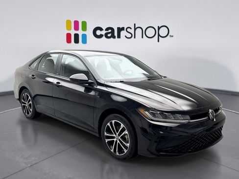 Used 2025 Volkswagen Jetta Sport image 7