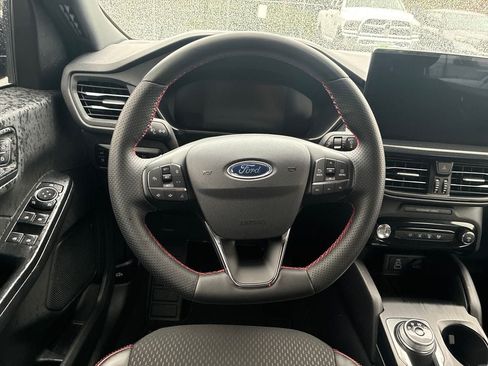 Used 2025 Ford Escape ST-Line Select w/ Tech Pack #1 AWD/4WD image 17