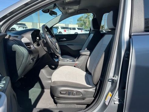 Used 2023 Chevrolet Equinox LT w/ Driver Convenience Package AWD/4WD image 28