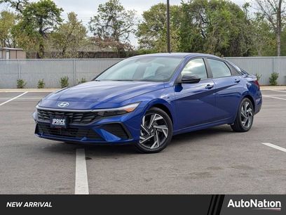 Used 2025 Hyundai Elantra SEL