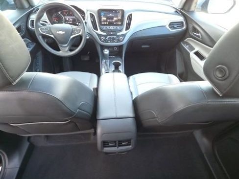 Used 2020 Chevrolet Equinox Premier image 17