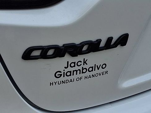 Used 2023 Toyota Corolla SE w/ SE Premium Package FWD image 29